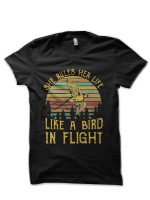 She Rules Her Life Like A Bird In Flight-Fleetwood Mac Black T-Shirt