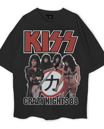 Kiss Oversized T-Shirt