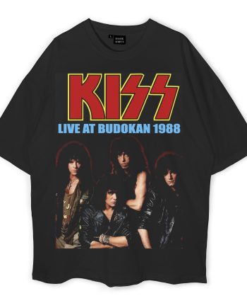 Kiss Oversized T-Shirt