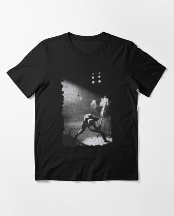 The Clash London Calling  Essential T-Shirt